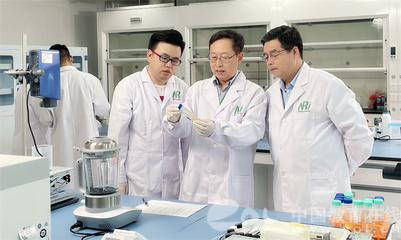 嘉興學(xué)院院士領(lǐng)軍能源科學(xué)技術(shù)研究，服務(wù)區(qū)域發(fā)展奮力推進(jìn)'兩個(gè)先行''兩個(gè)率先'